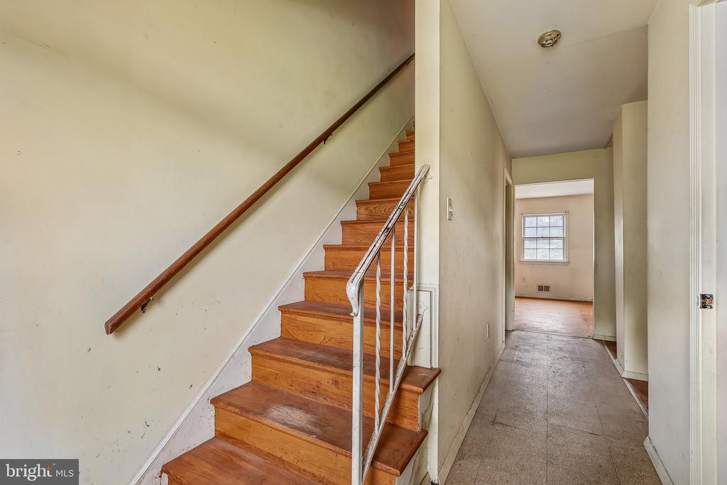 14447 Village Dr, -2717, United States