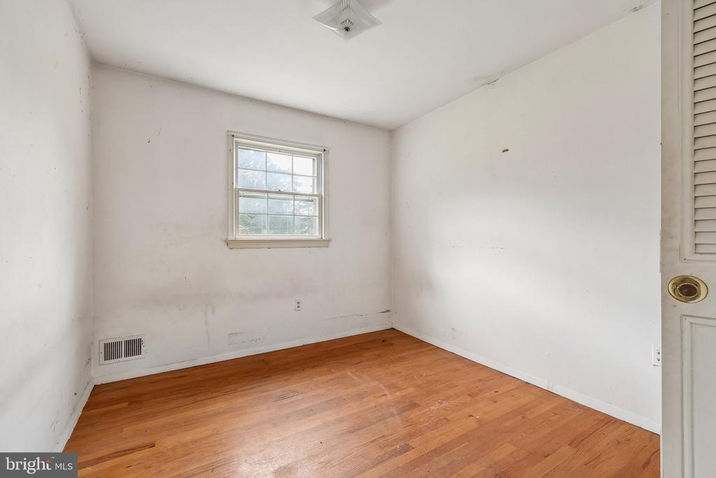 14447 Village Dr, -2717, United States
