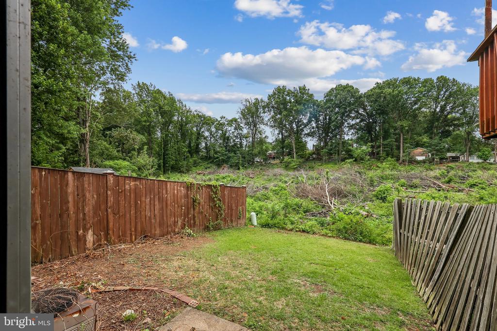 14447 Village Dr, -2717, United States