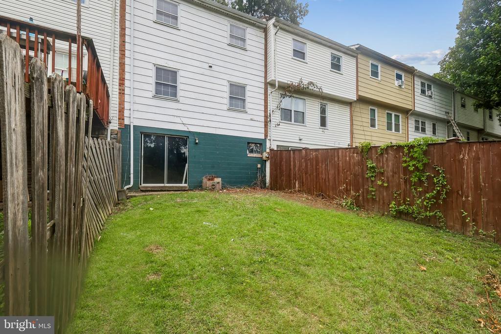 14447 Village Dr, -2717, United States