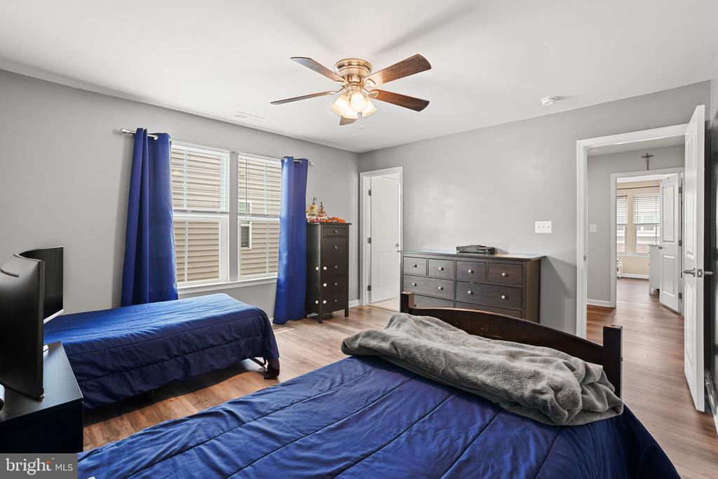 12405 SOUTHINGTON DRIVE