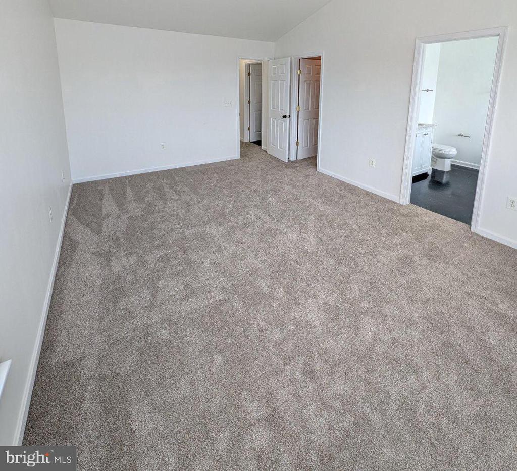 17289 VAUGHN LANE
