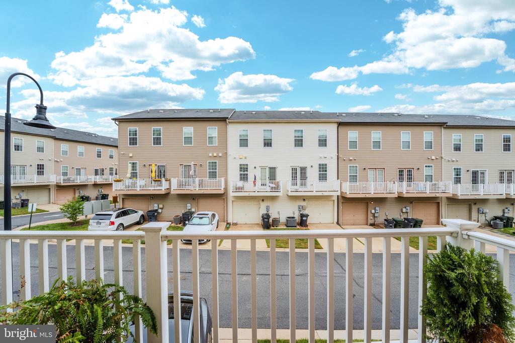 15409 ROSEMONT MANOR DRIVE