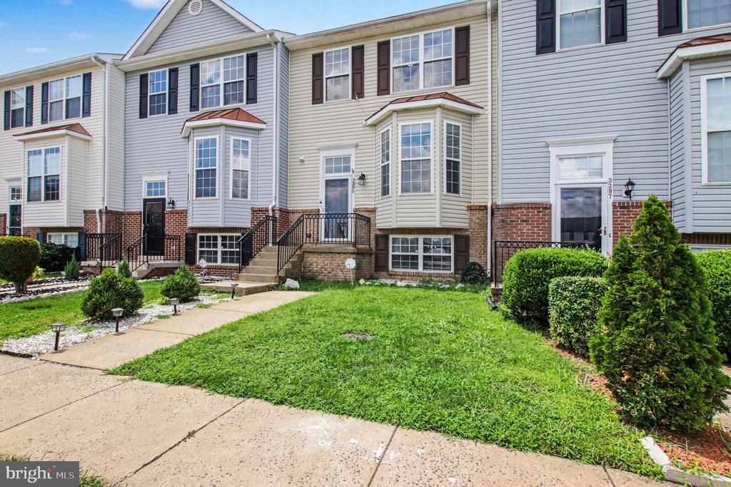 3395 BOUNTIFUL LANE