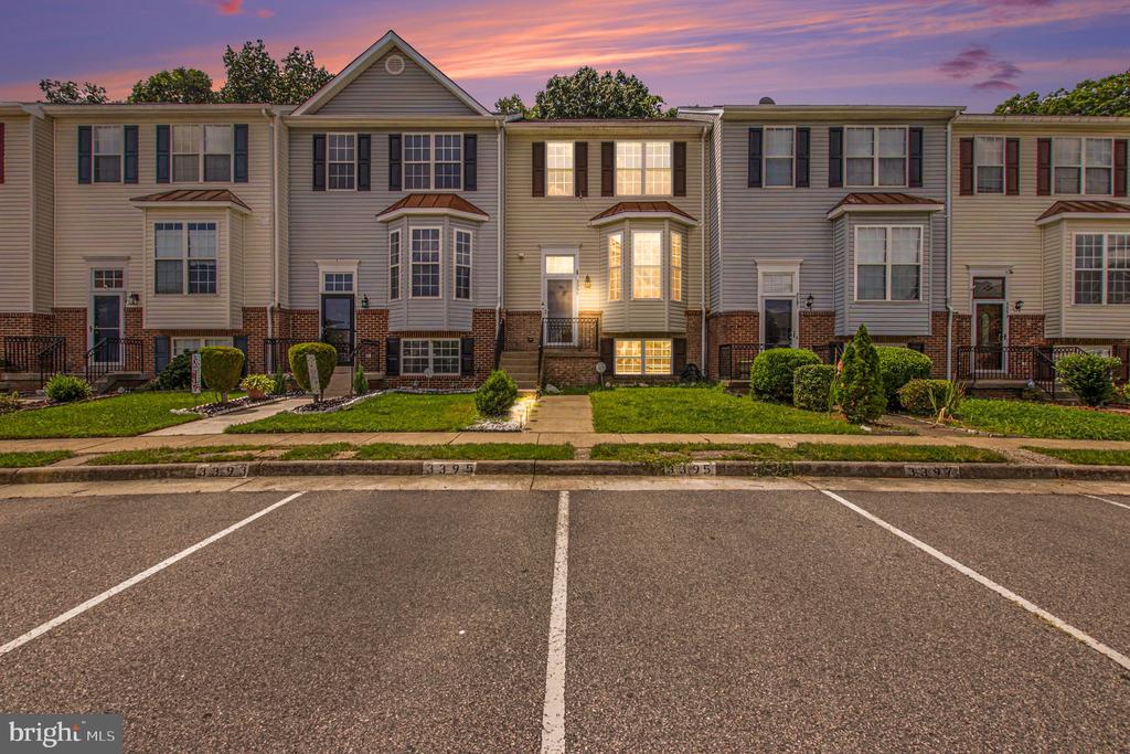 3395 BOUNTIFUL LANE