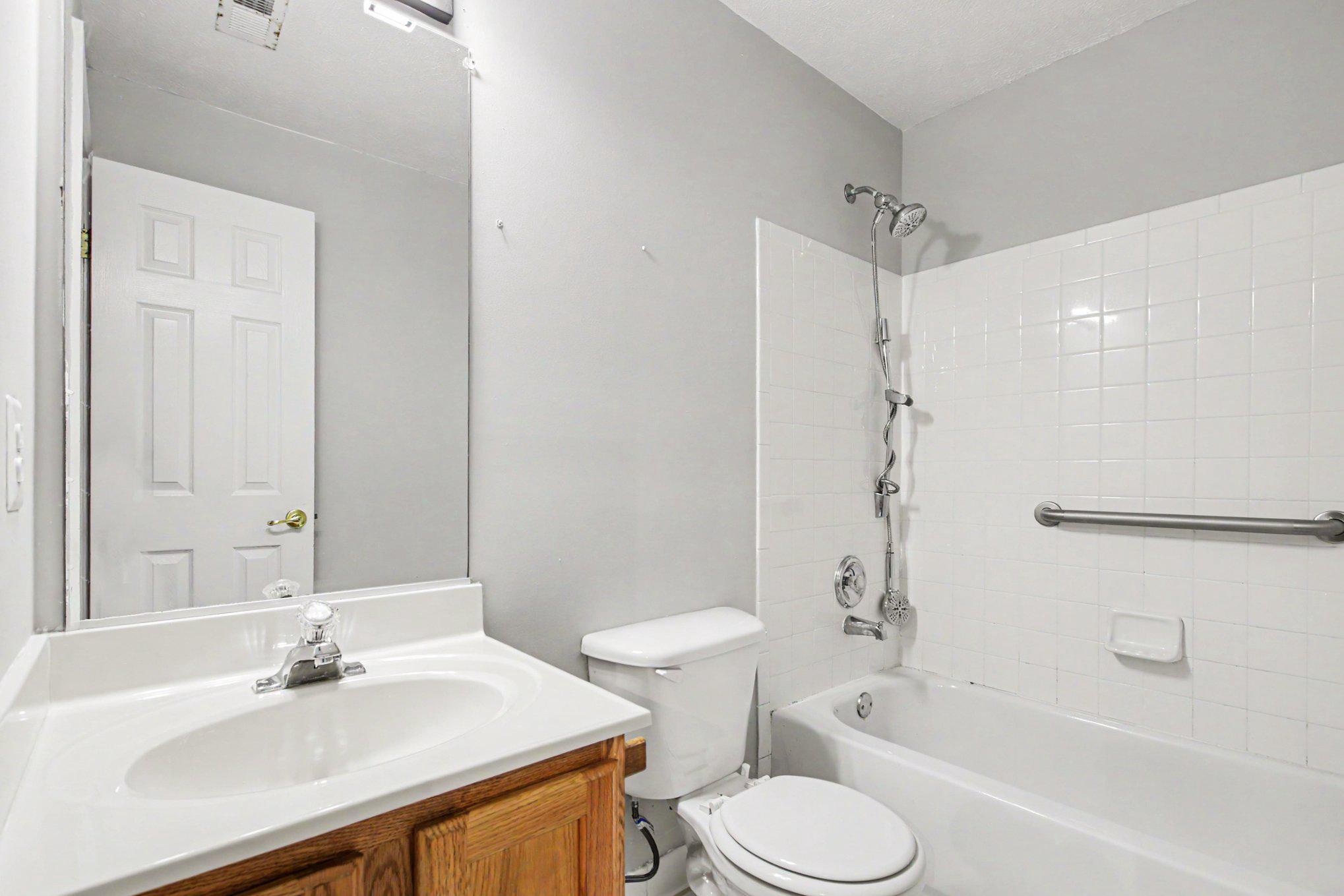 3395 BOUNTIFUL LANE