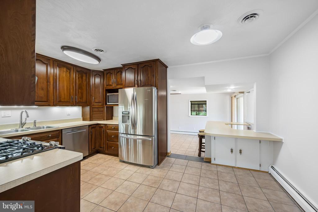 14208 BREMERTON DRIVE