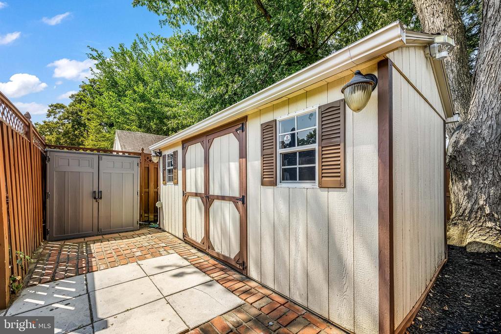 14208 BREMERTON DRIVE