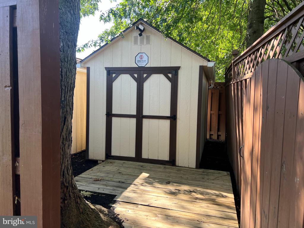 14208 BREMERTON DRIVE
