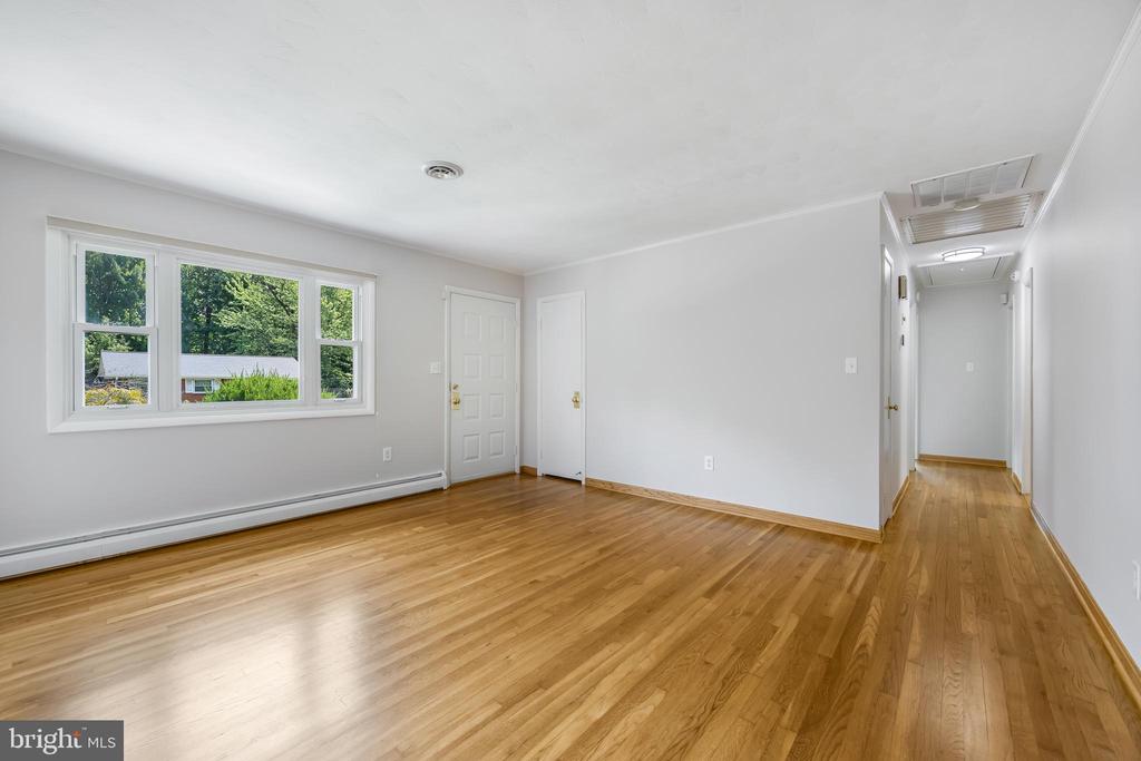 14208 BREMERTON DRIVE