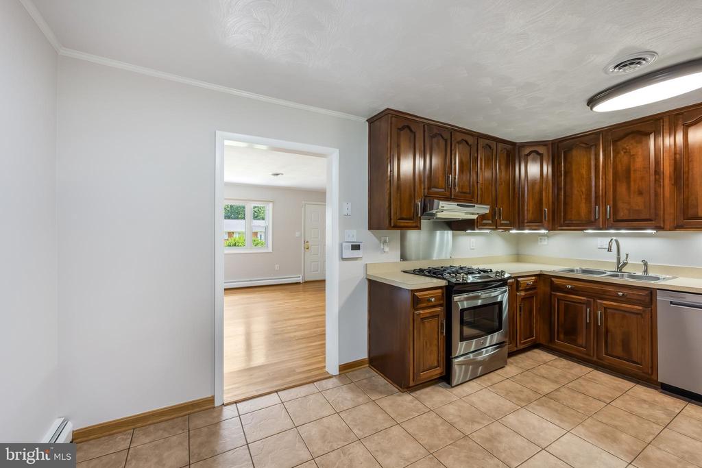 14208 BREMERTON DRIVE