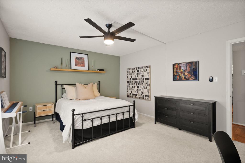 12221 STEVENSON COURT Unit: 12221