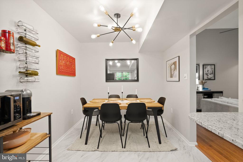 12221 STEVENSON COURT Unit: 12221