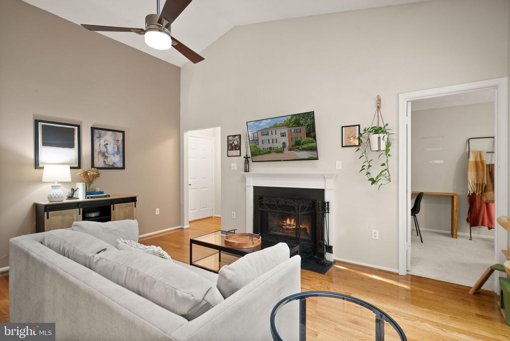 12221 STEVENSON COURT Unit: 12221
