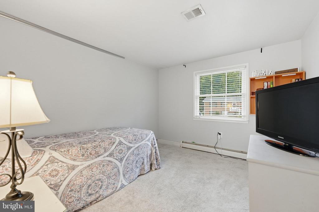 13632 KINGSMAN ROAD