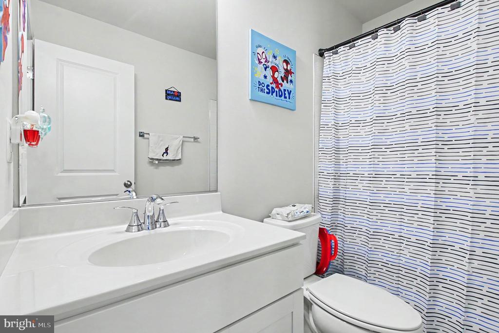 4014 SHIRE MEADOW LANE