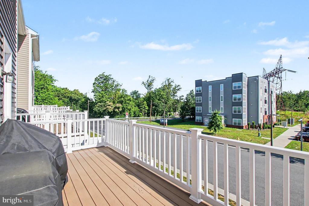 4014 SHIRE MEADOW LANE