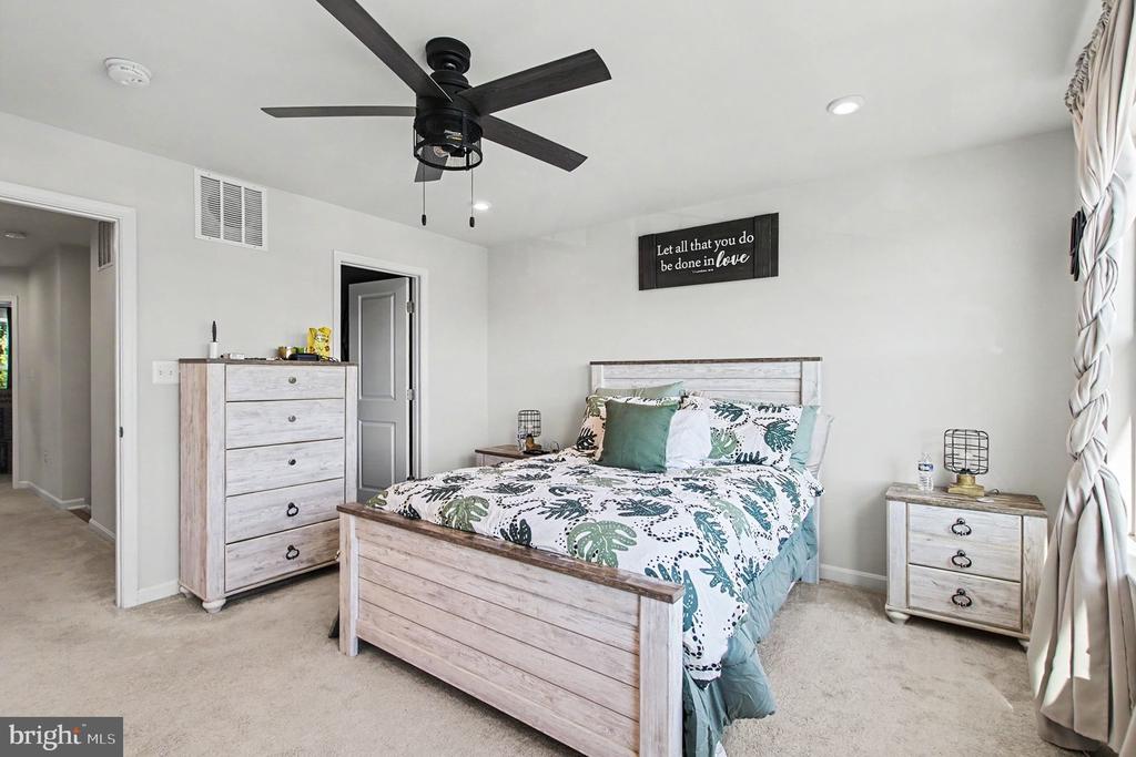 4014 SHIRE MEADOW LANE