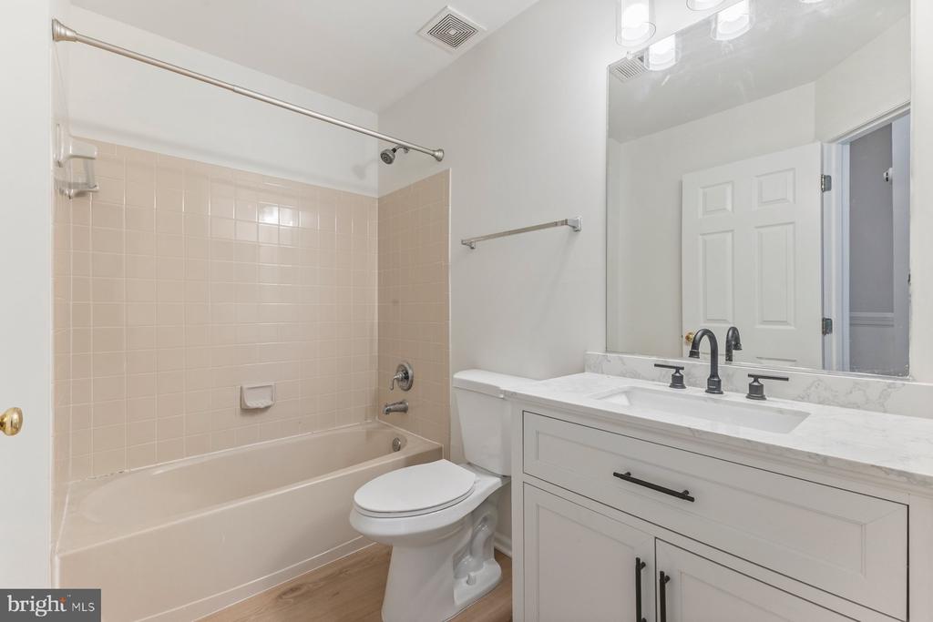 9727 FABER LANE