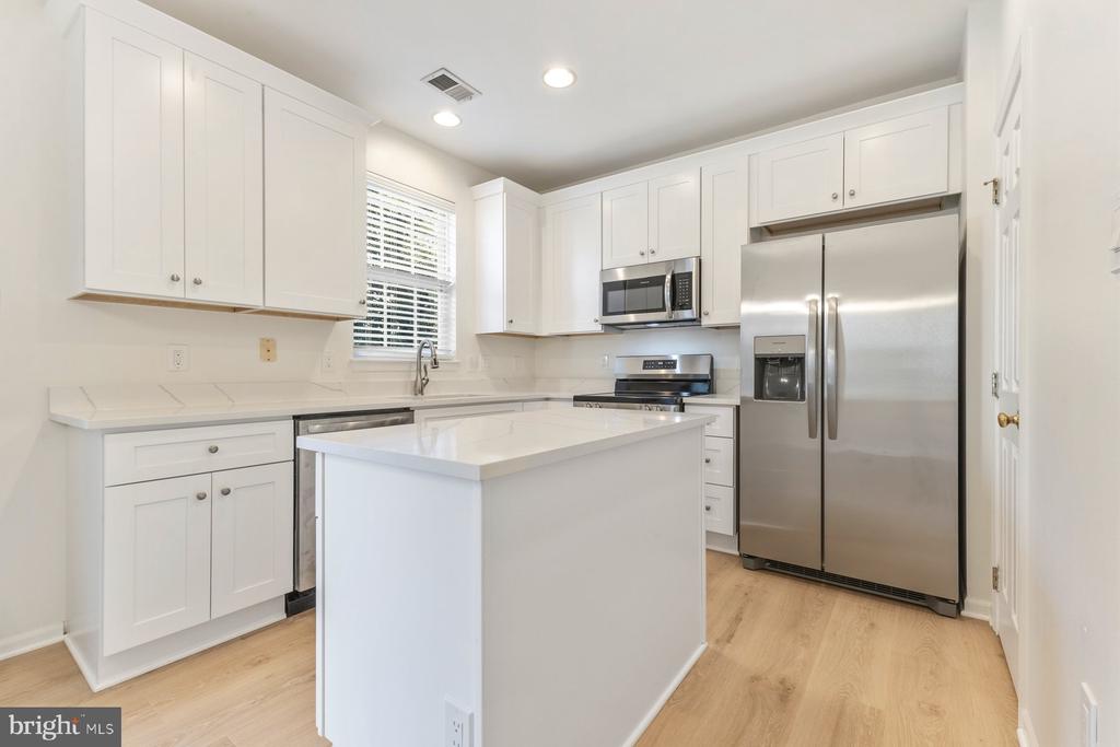 9727 FABER LANE