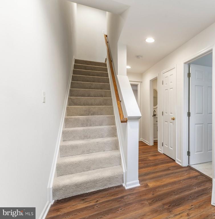 9727 FABER LANE