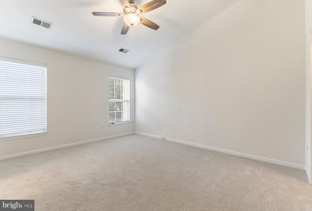 9727 FABER LANE