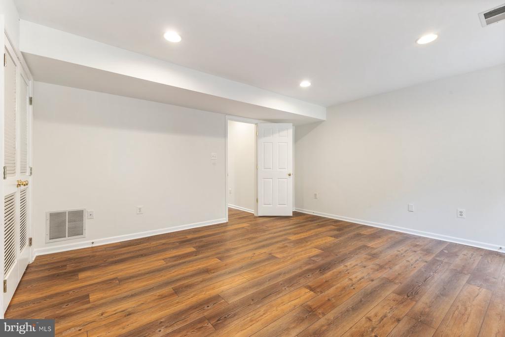 9727 FABER LANE