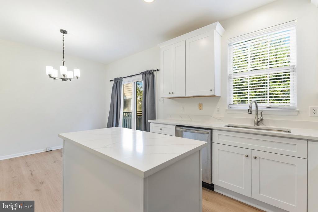 9727 FABER LANE