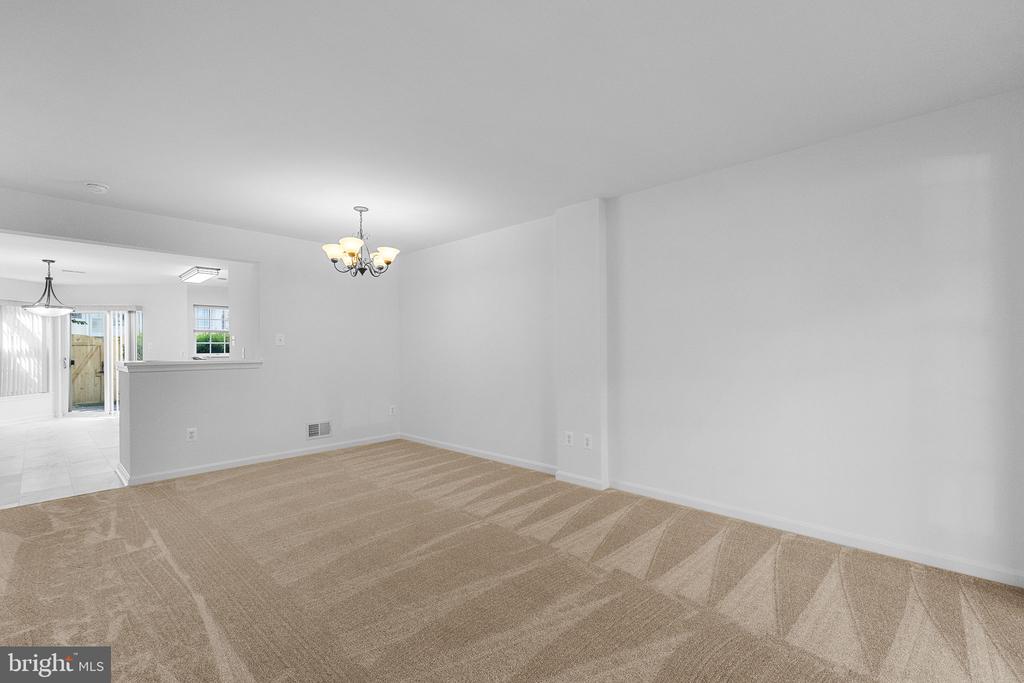 13733 DENHAM WAY