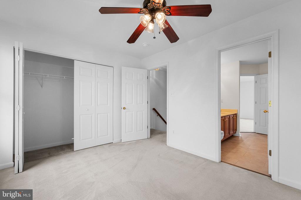 13733 DENHAM WAY