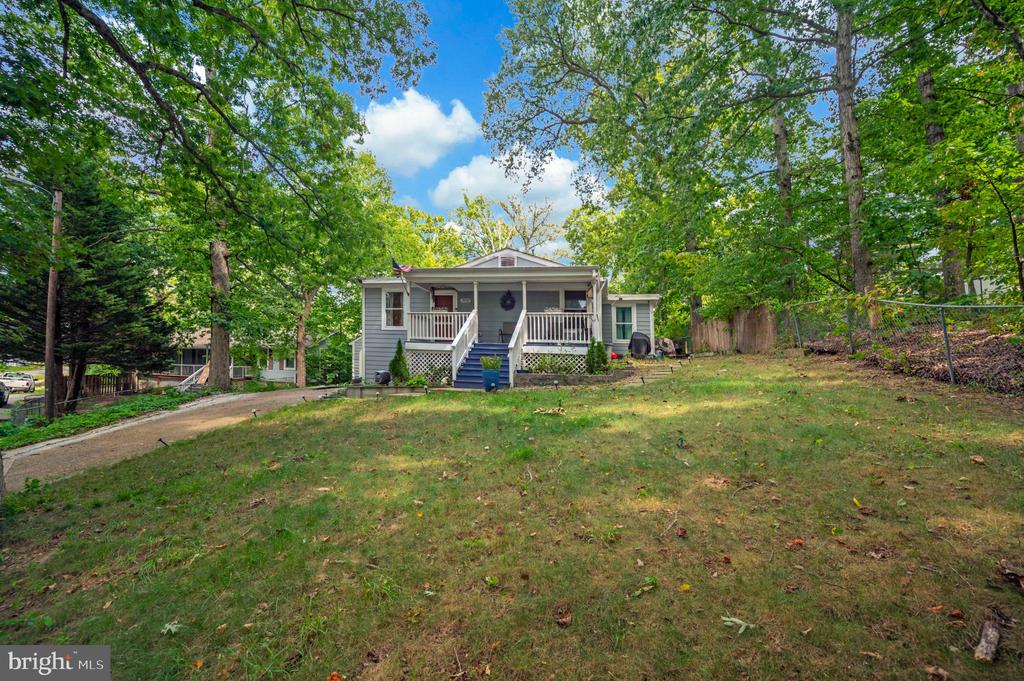 3932 OAKDALE CIRCLE