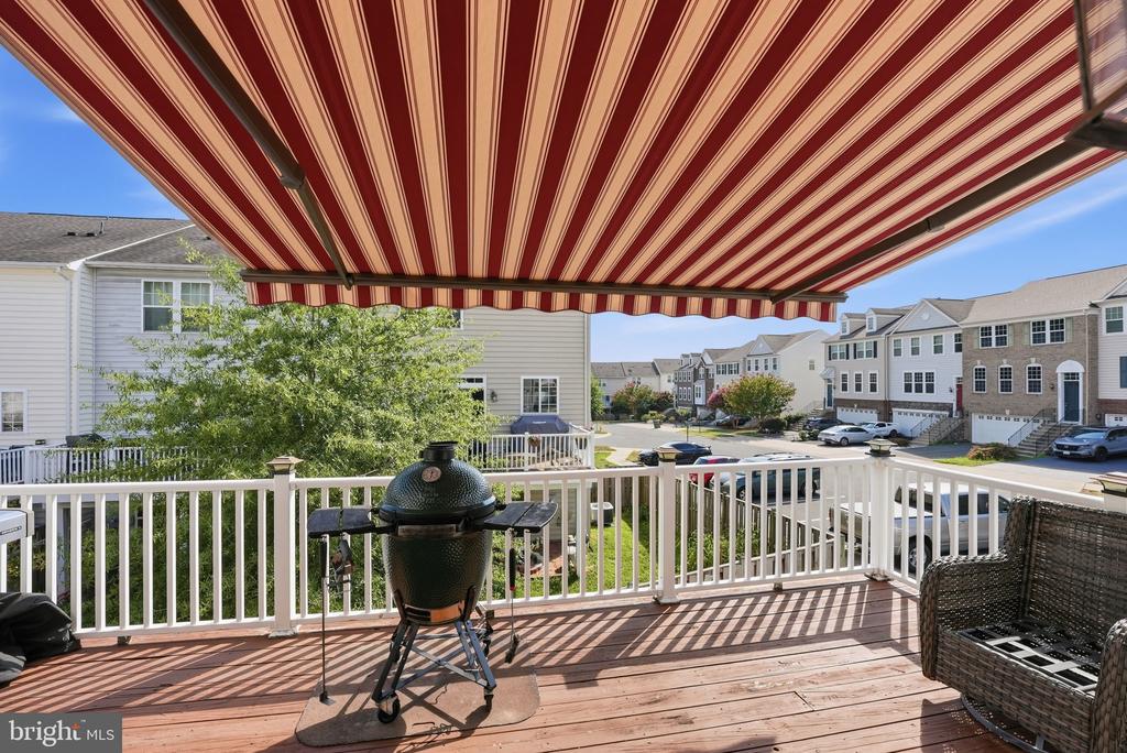 1711 GRANVILLE COURT