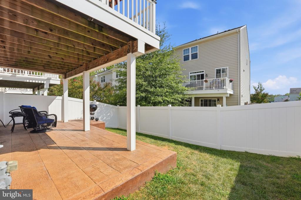 1711 GRANVILLE COURT