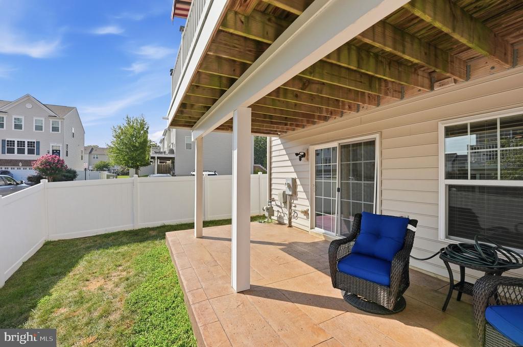 1711 GRANVILLE COURT