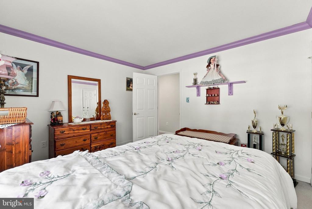 9438 PETTERSON LANE