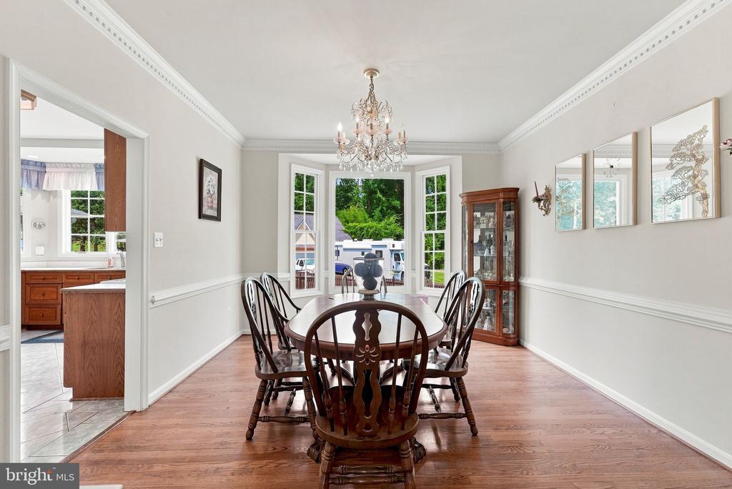 9438 PETTERSON LANE