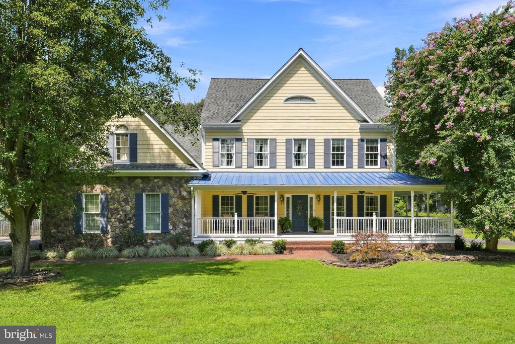 9438 PETTERSON LANE