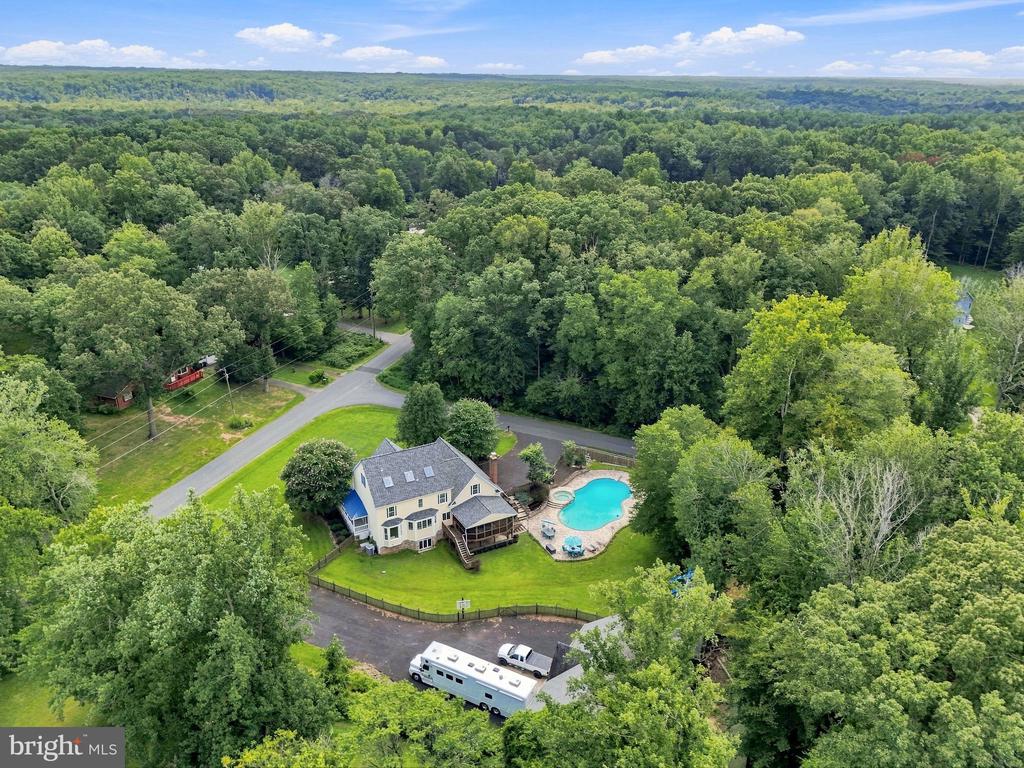 9438 PETTERSON LANE