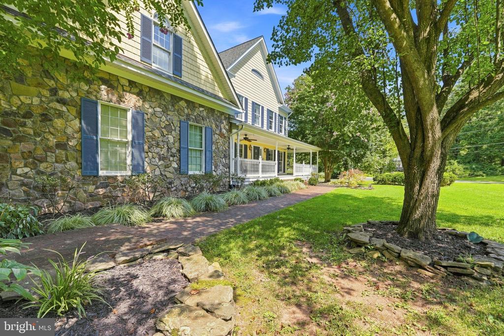 9438 PETTERSON LANE