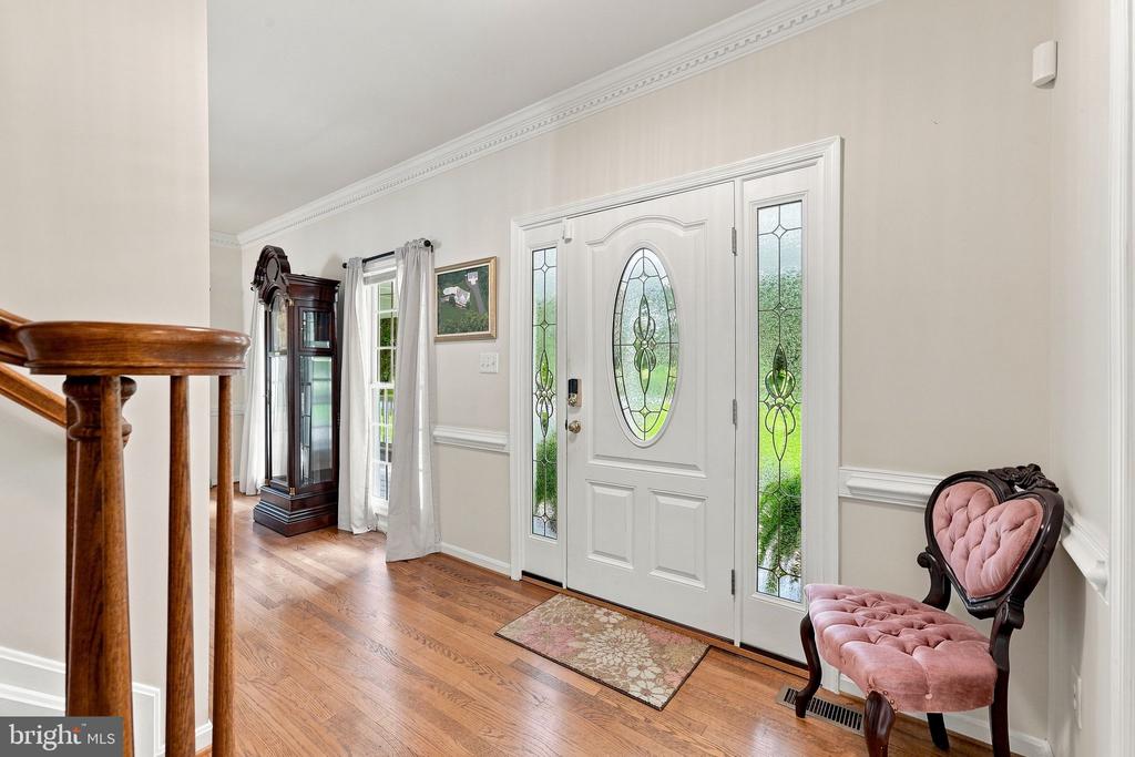 9438 PETTERSON LANE