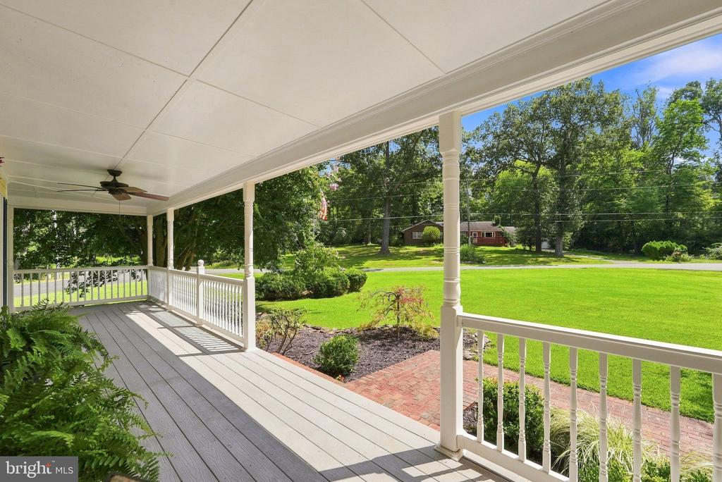9438 PETTERSON LANE