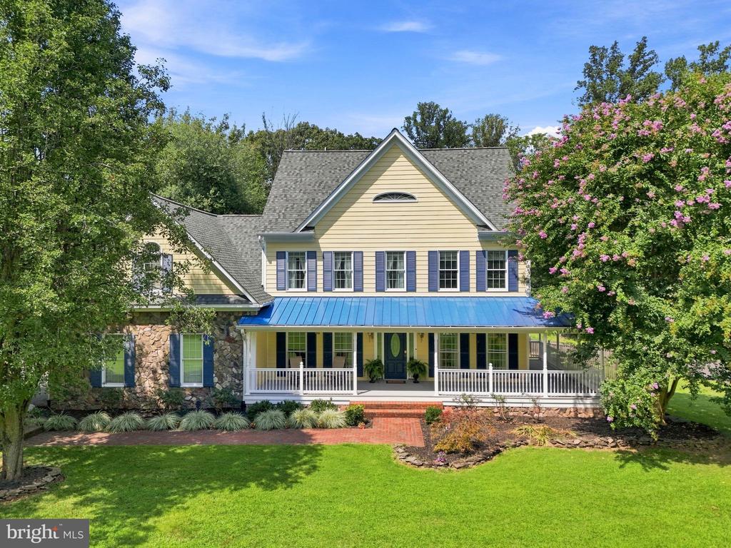 9438 PETTERSON LANE