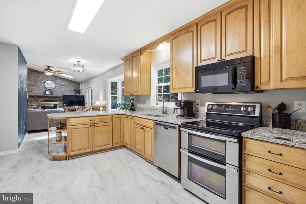 11154 STONEBROOK DRIVE