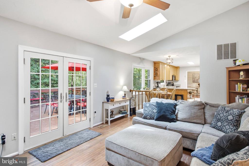 11154 STONEBROOK DRIVE