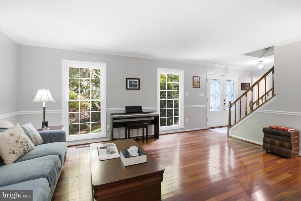11154 STONEBROOK DRIVE