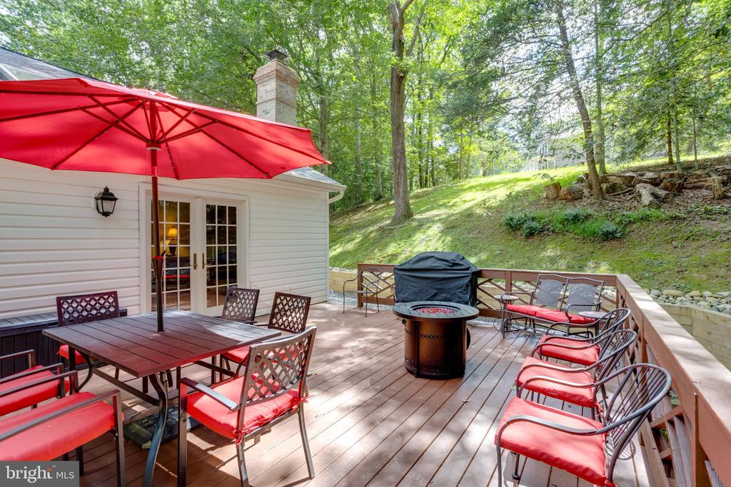 11154 STONEBROOK DRIVE