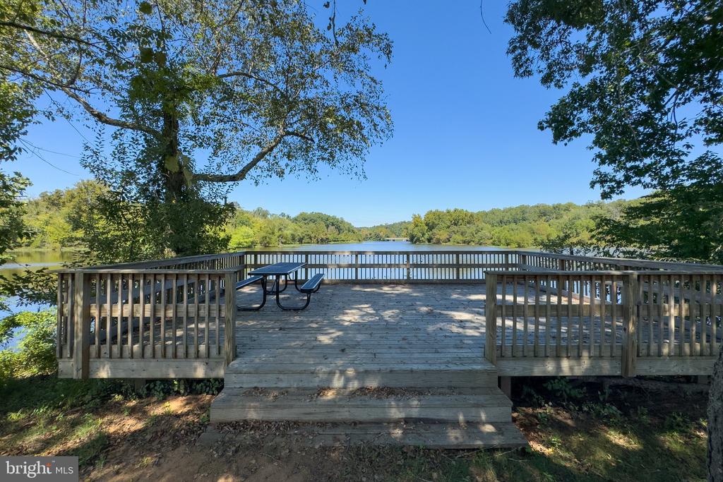 11154 STONEBROOK DRIVE