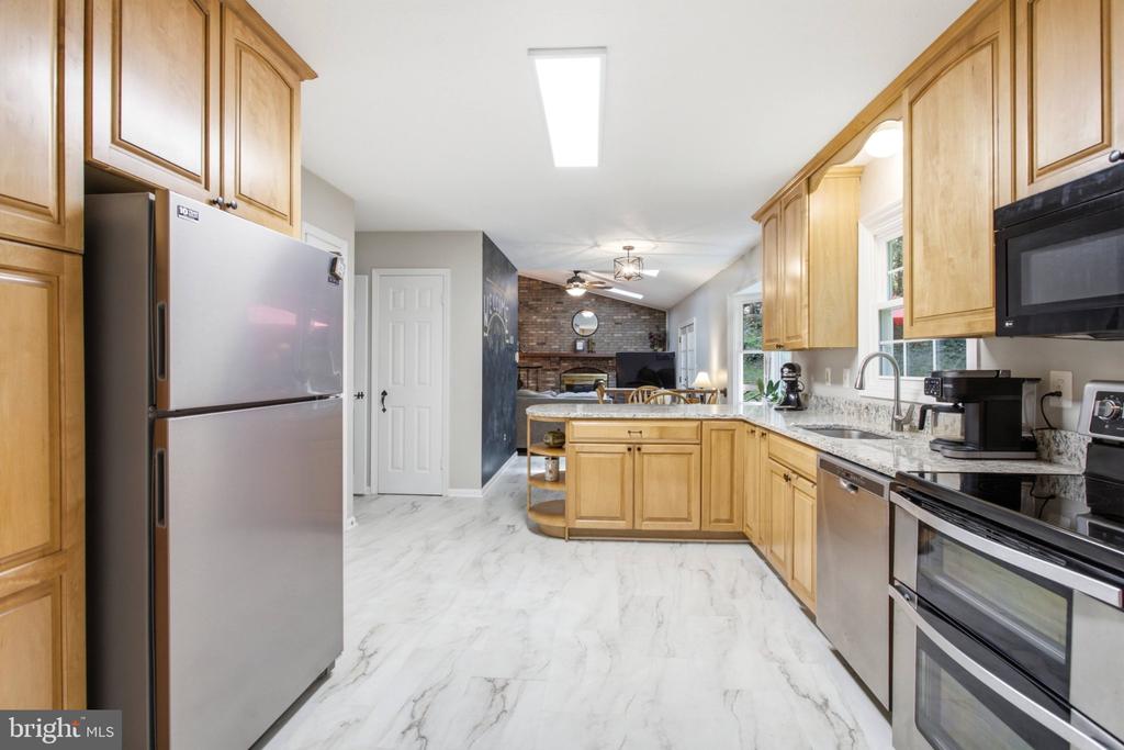 11154 STONEBROOK DRIVE