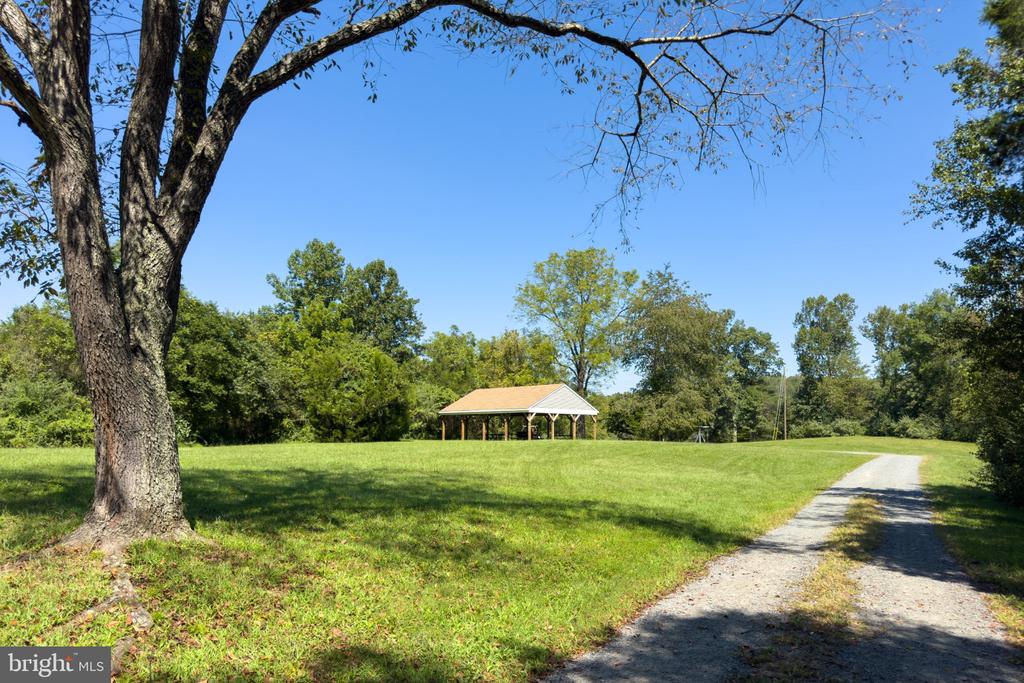 11154 STONEBROOK DRIVE