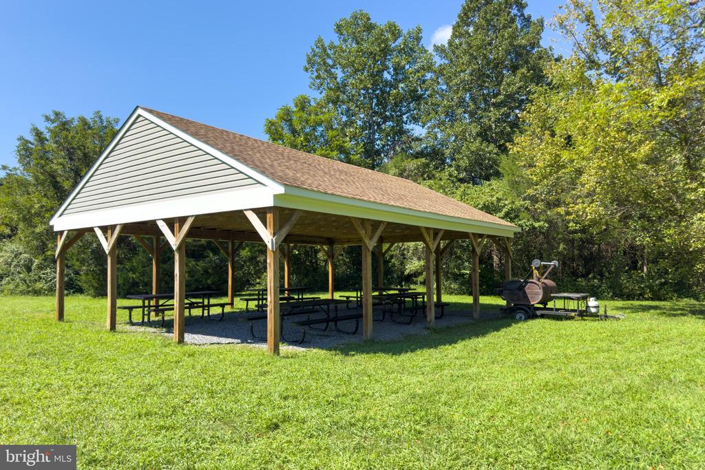 11154 STONEBROOK DRIVE